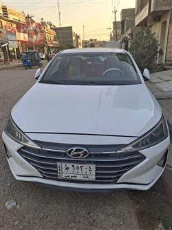 هیوندای ئەلەنترا